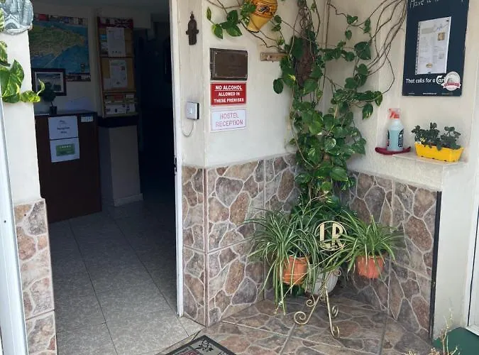 Emile Youth Hostel